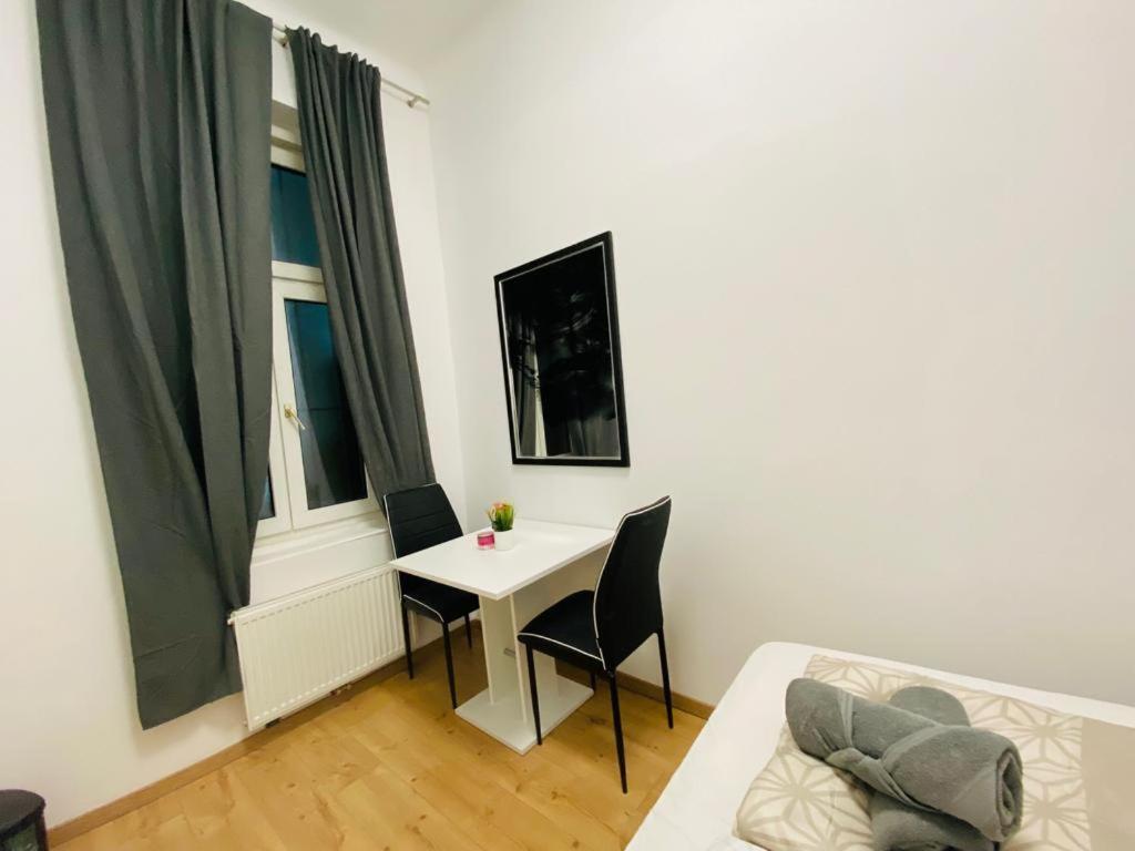 Deluxe Quad Room Dw Vídeň Exteriér fotografie