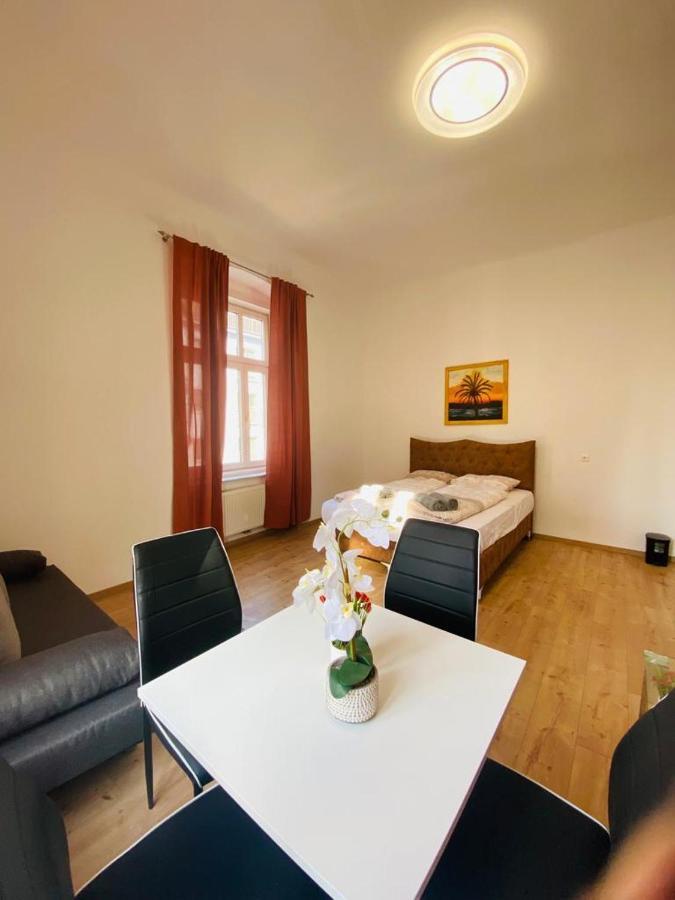 Deluxe Quad Room Dw Vídeň Exteriér fotografie